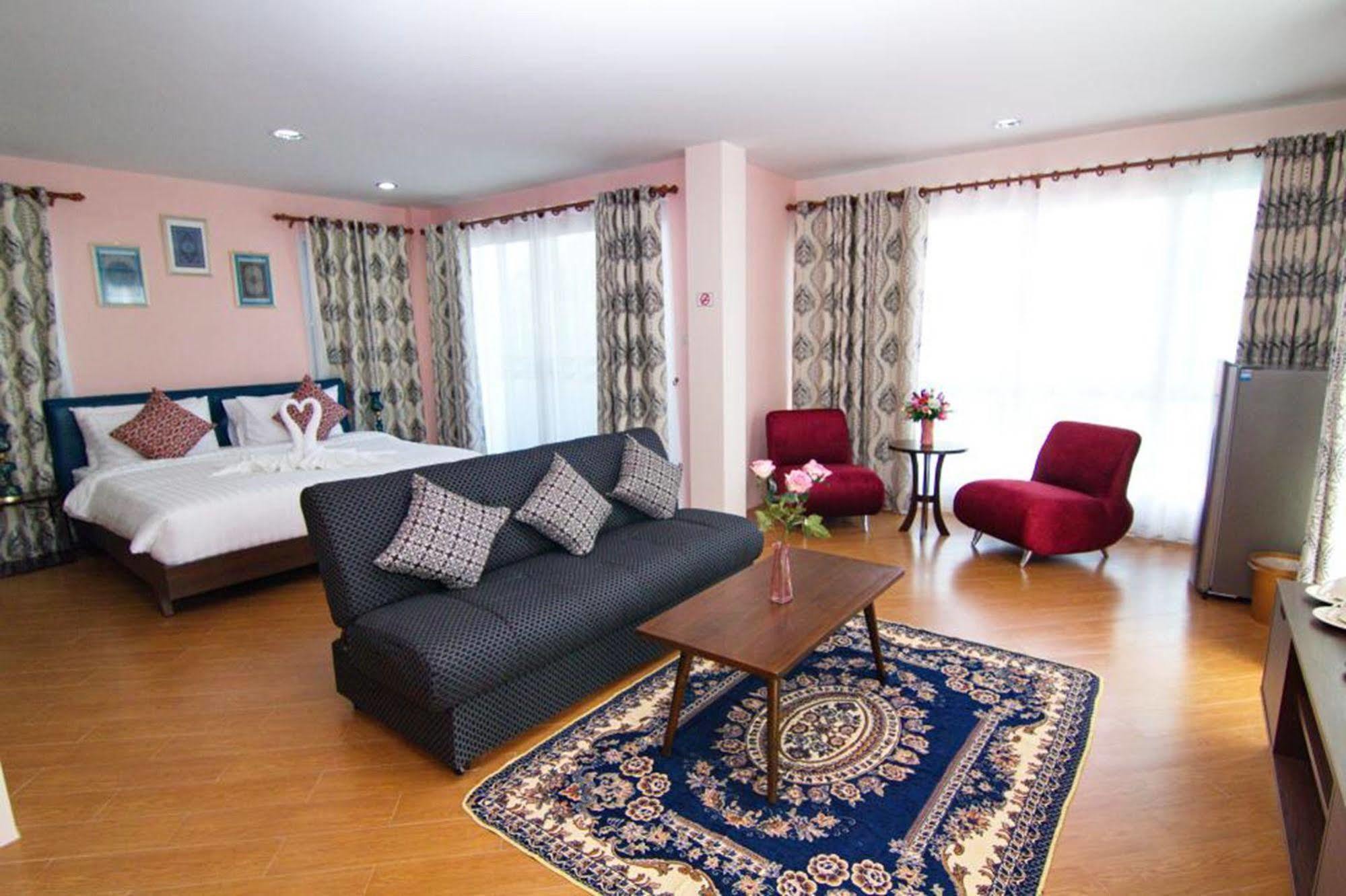 Chowdhury Boutique House Chiang Mai Buitenkant foto